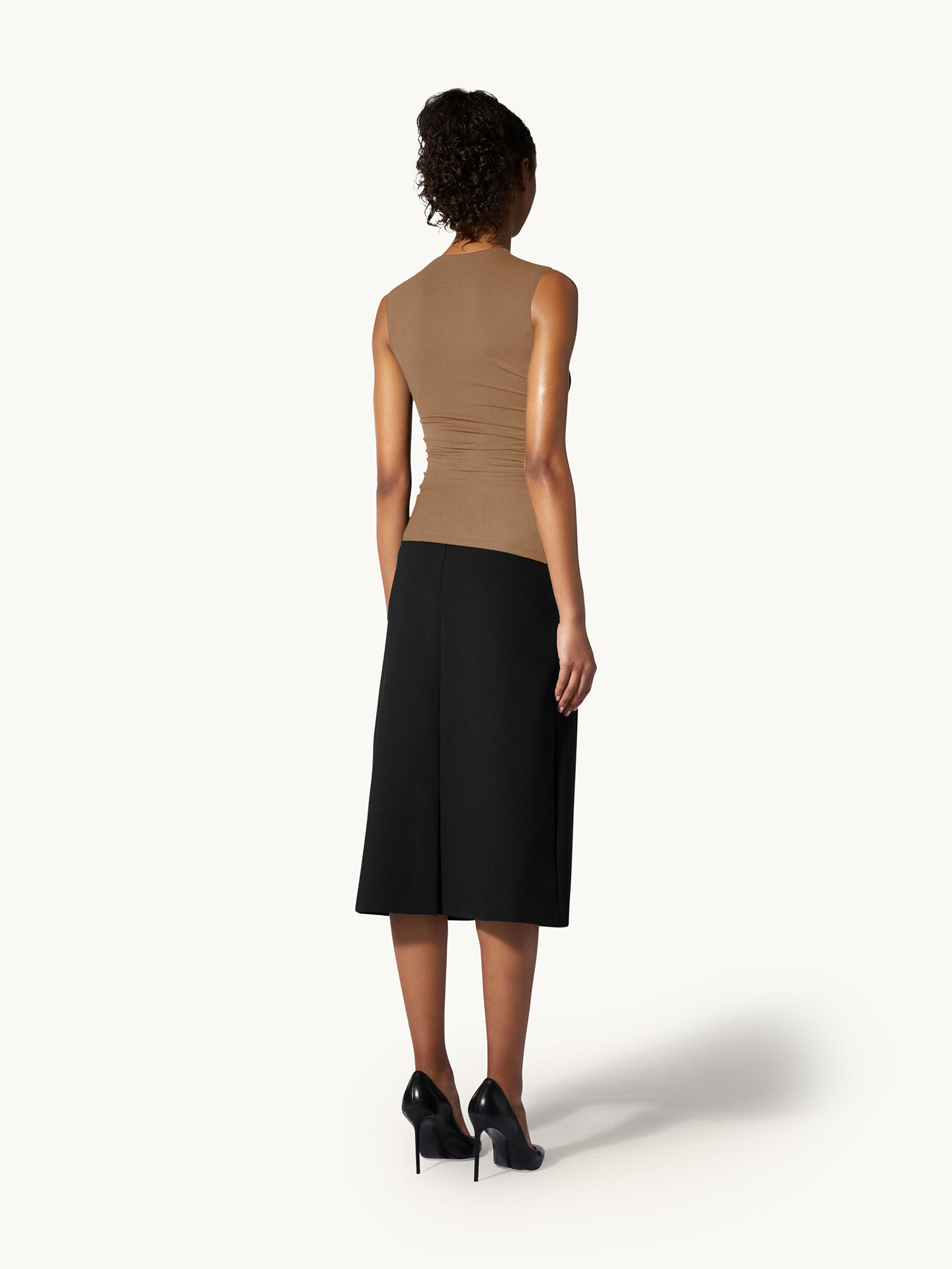 The Crepe Jersey Top Sleeveles