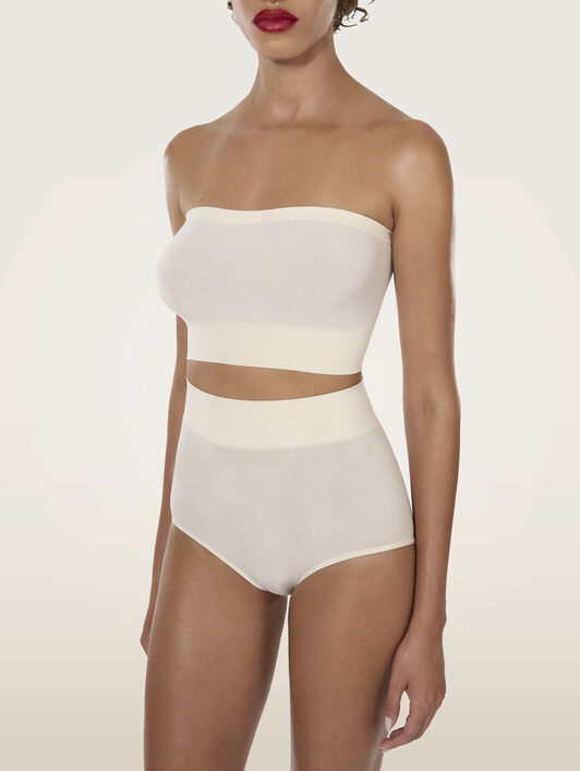 SEAMLESS SHORTS