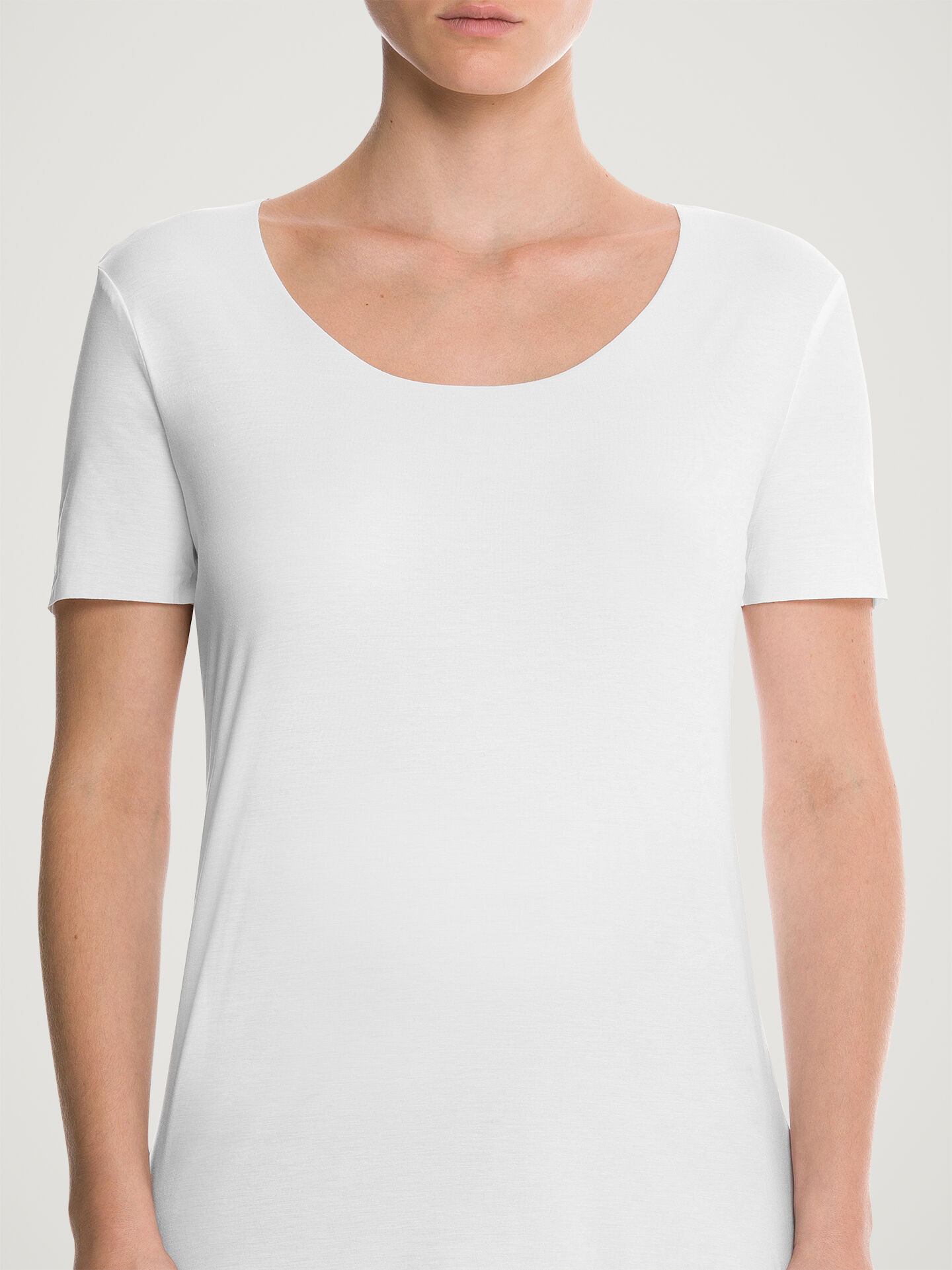 PURE TOP SHORT SLEEVES PURE TOP SHORT SLEEVES