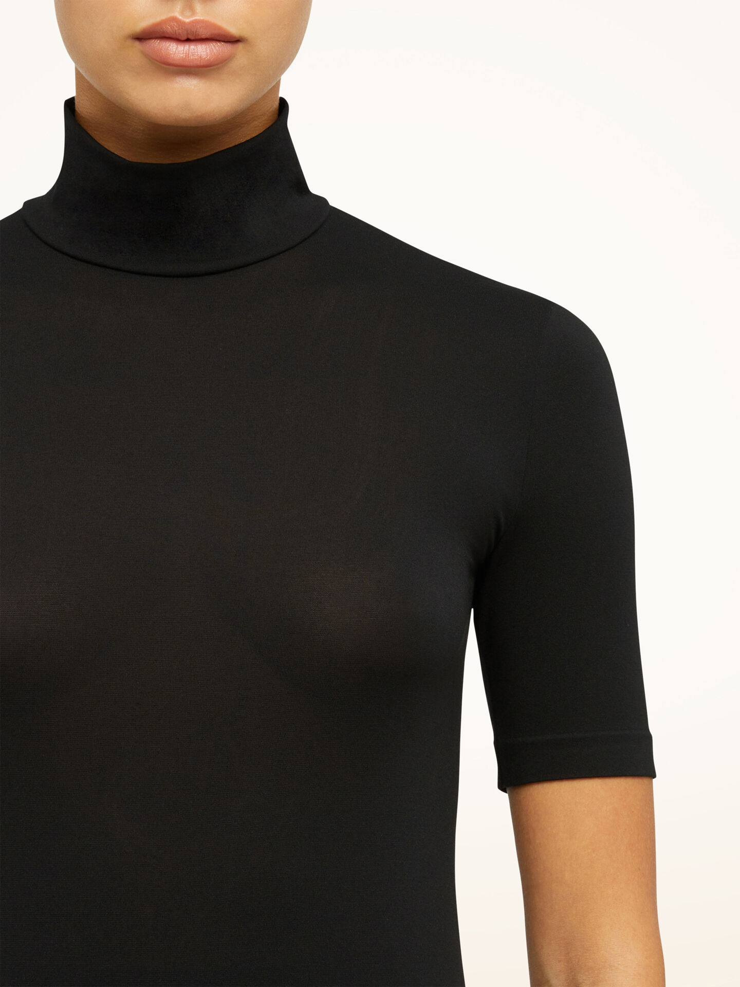 Aurora Top Short Sleeves