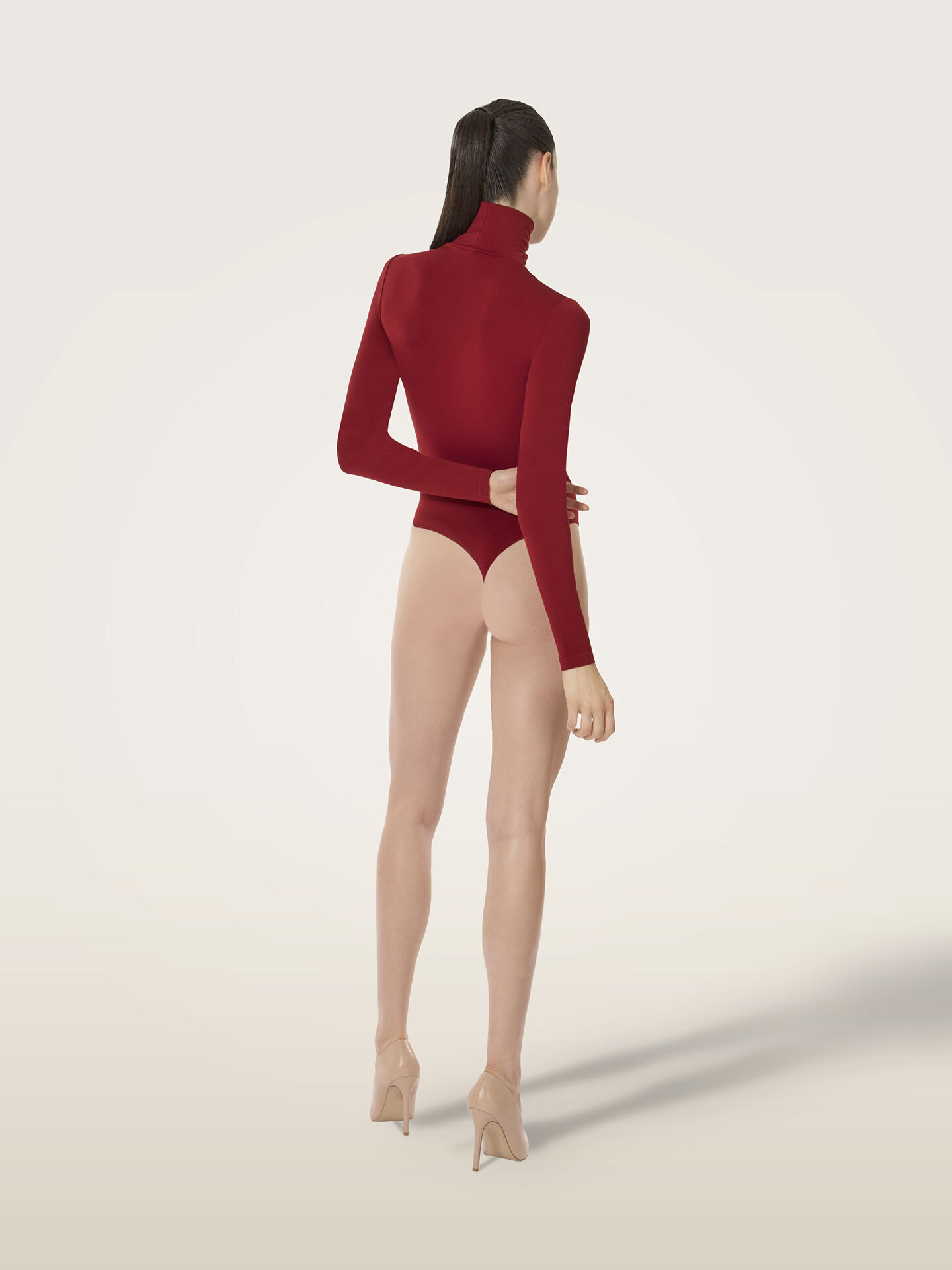 SEAMLESS WOOL STRING BODY