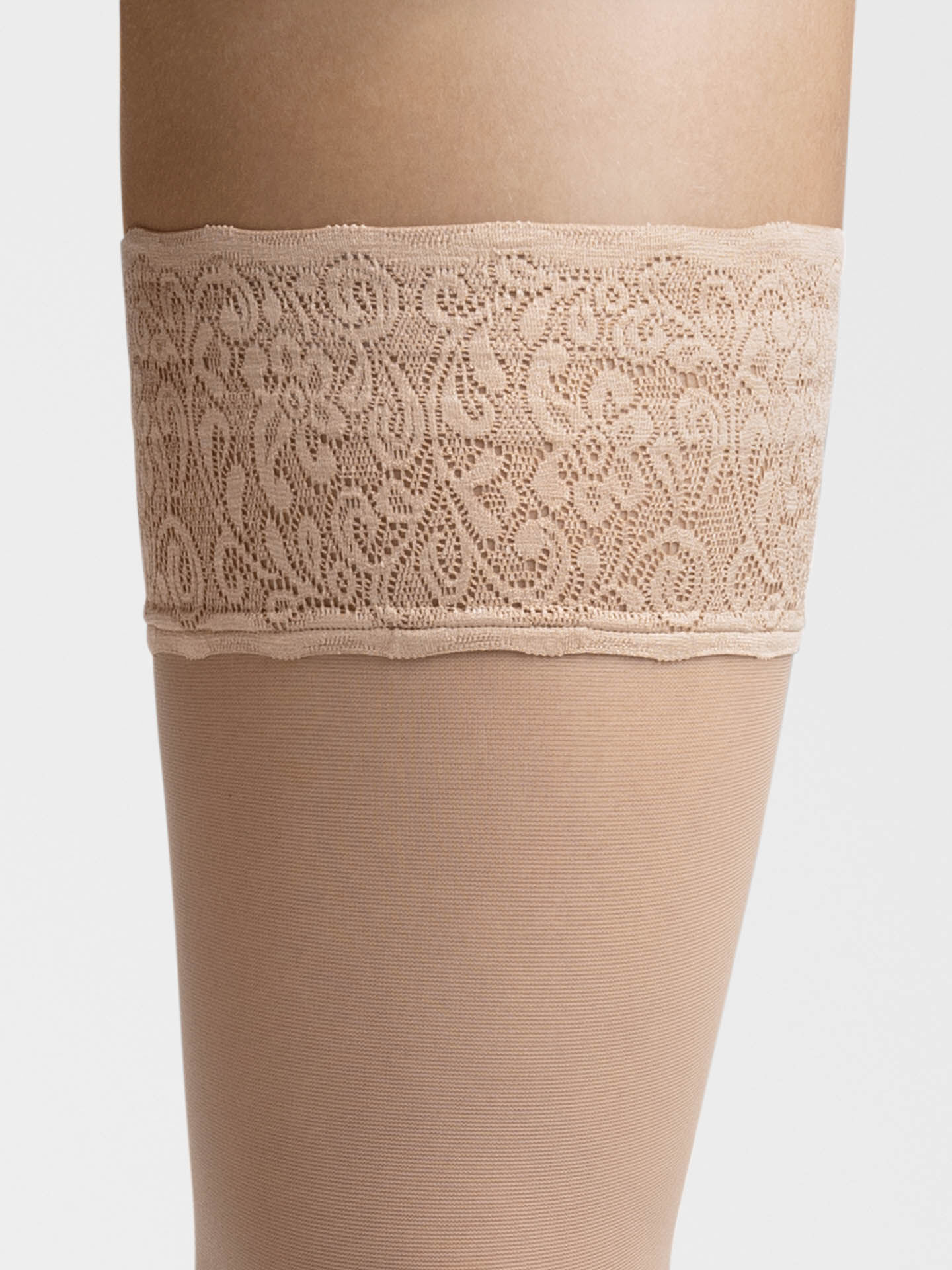 15 LACE STAY-UP 15 LACE STAY-UP